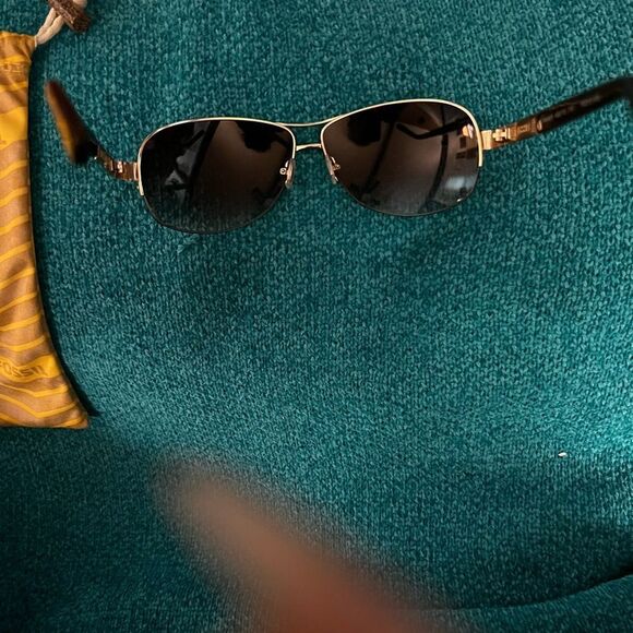 💥💥. Fossil modified aviator unisex sunglasses💥💥 - Picture 8 of 10